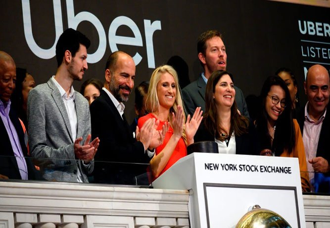 Uber'in hisseleri 42 dolardan halka açıldı